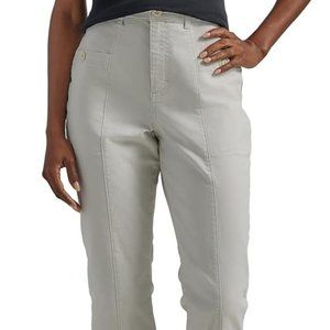 NWT Lee Women's Ultra Lux High Rise Seamed Crop Capri Pant, Ecru, Size 18